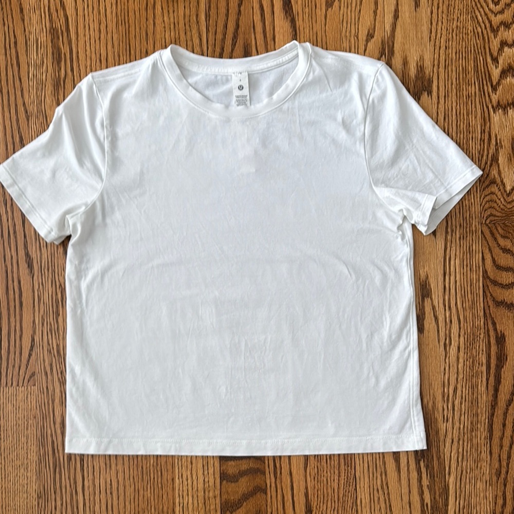 lululemon athletica White Short Sleeve Tee